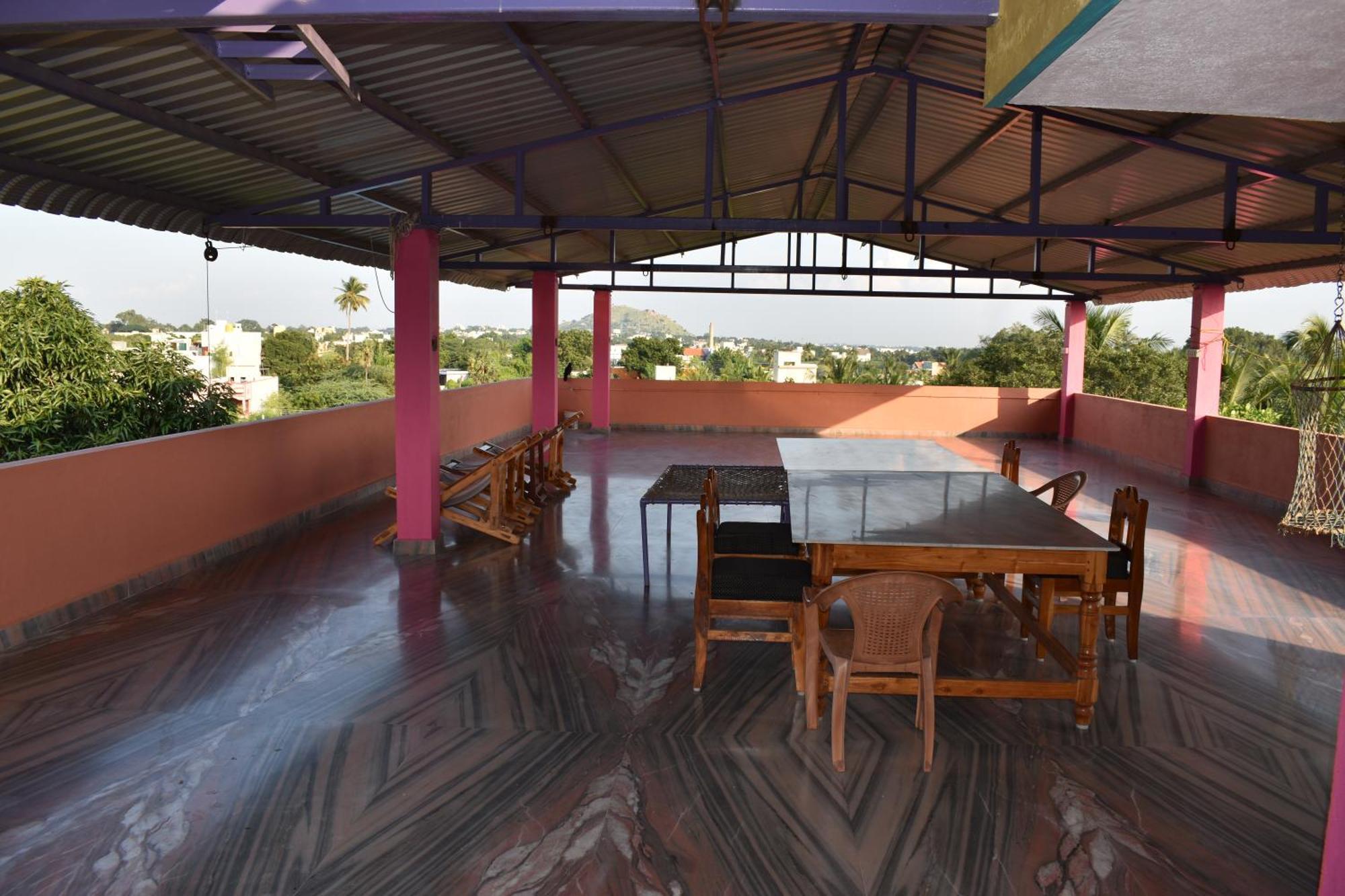Rainbow Guest House Tiruvannamalai Exterior photo